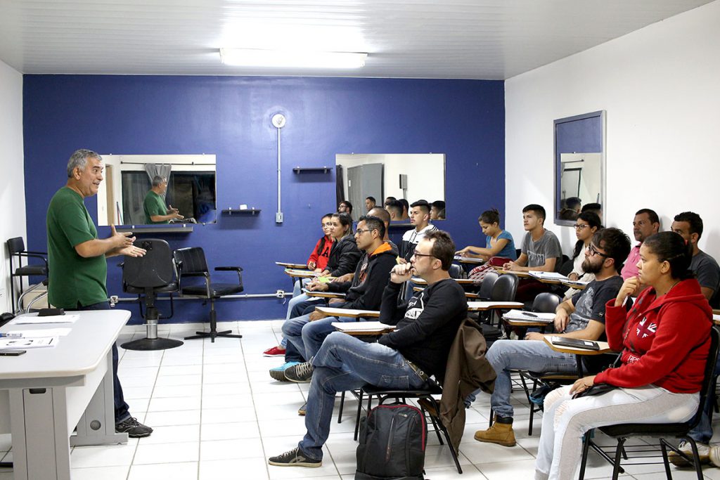 Atibaia oferece 600 vagas grátis para cursos de capacitação