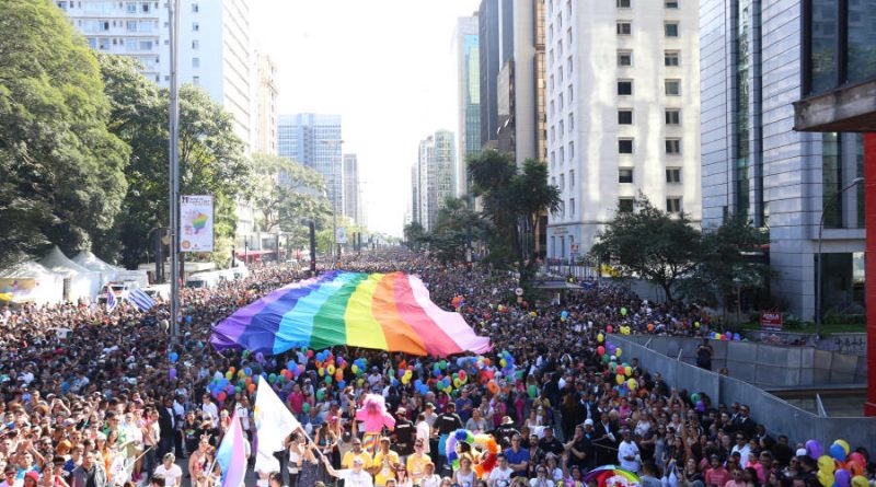 22ª edição da Parada Gay de São Paulo acontece domingo e tem Anita e Pablo Vitar