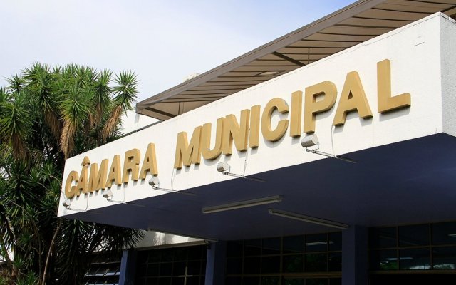 Câmara de Bragança vota três moções hoje
