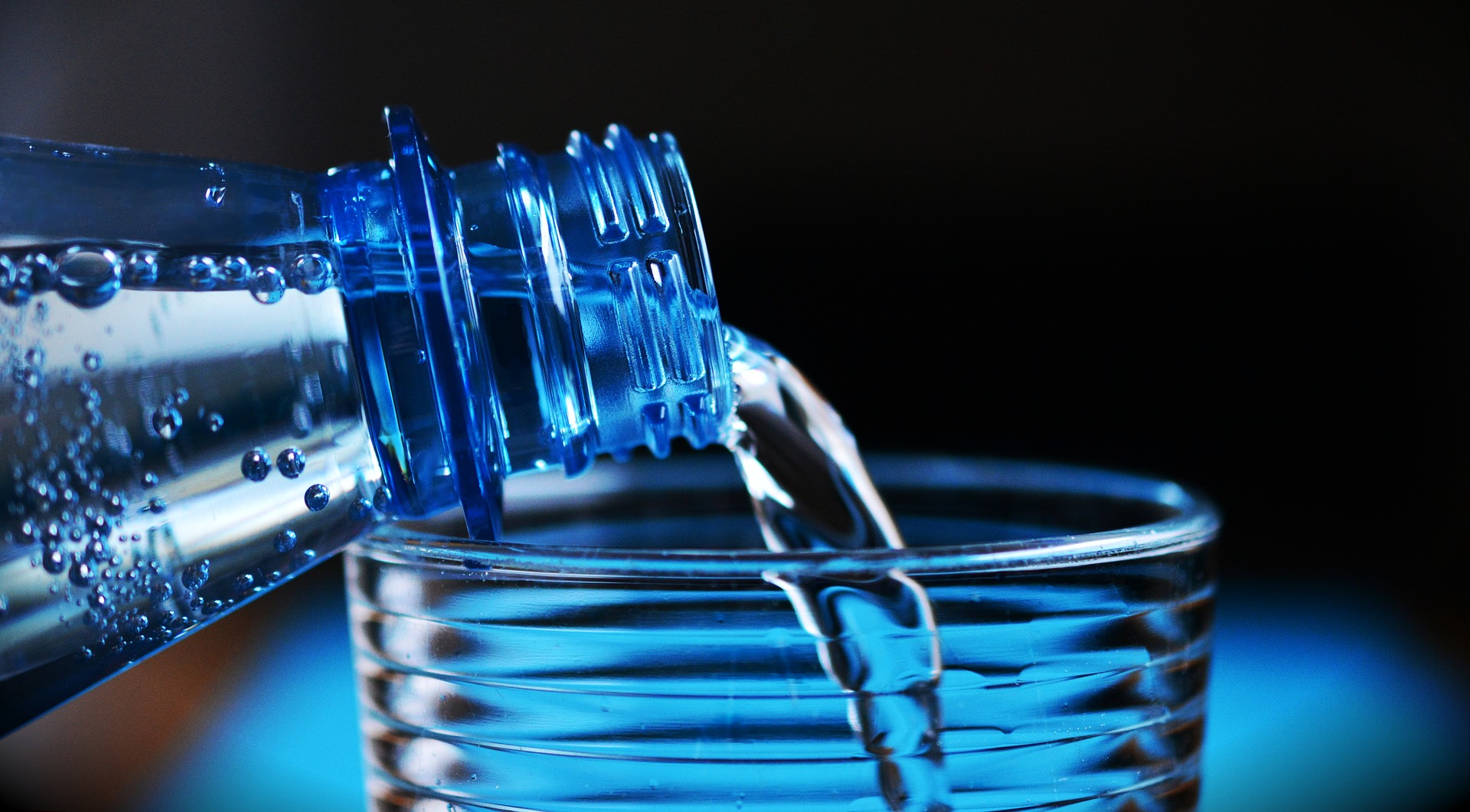 Você bebe pouca ou muita água? Confira 5 motivos para beber água todos os dias