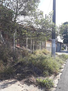 Imóveis abandonados geram reclamações em Bragança e Atibaia