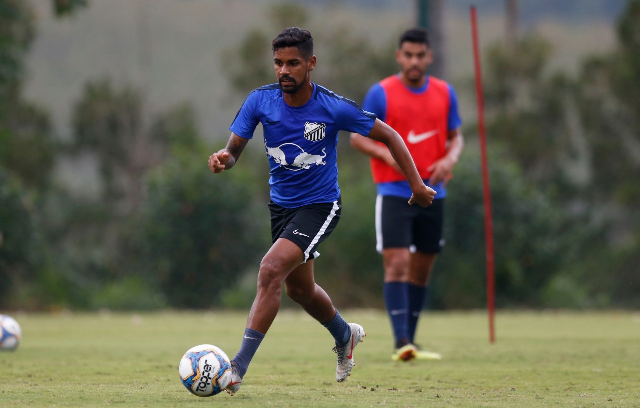 Bragantino se reapresenta hoje de olho na estréia em casa na série B