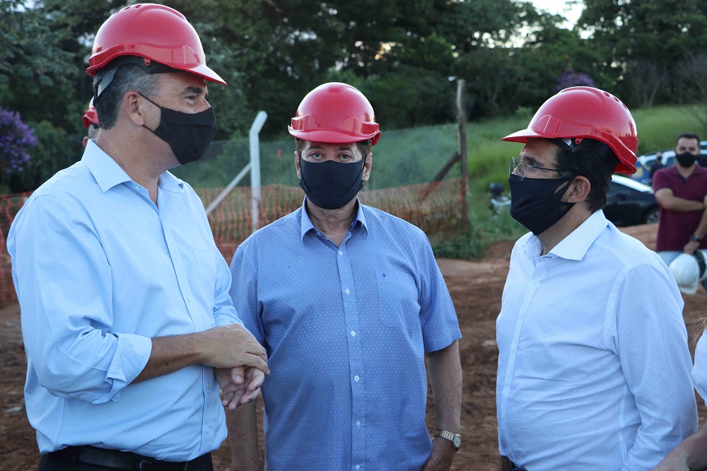 Habitação entrega 100 títulos de propriedade em Bragança Paulista