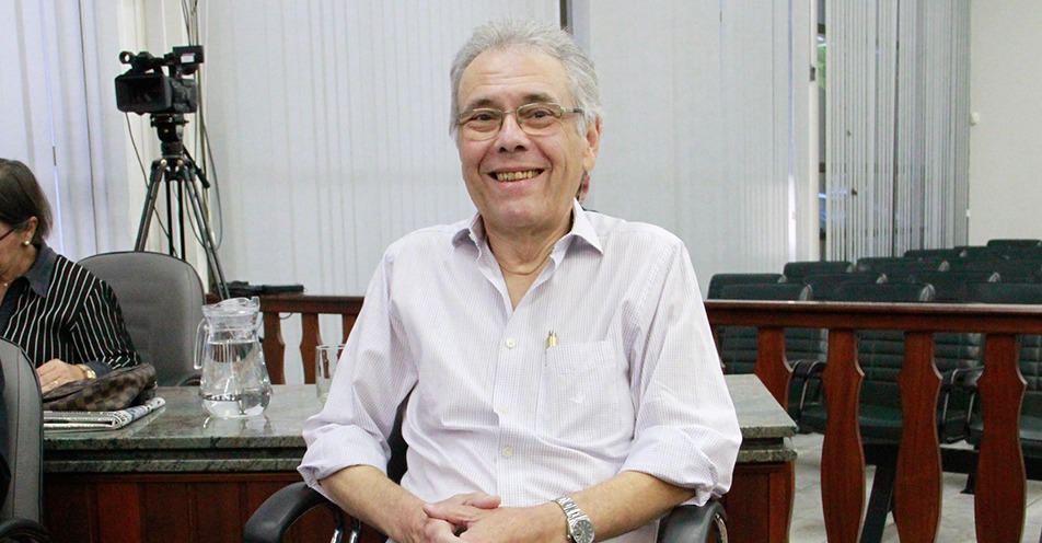 Vereador Paulo Mário permanece na UTI da Santa Casa