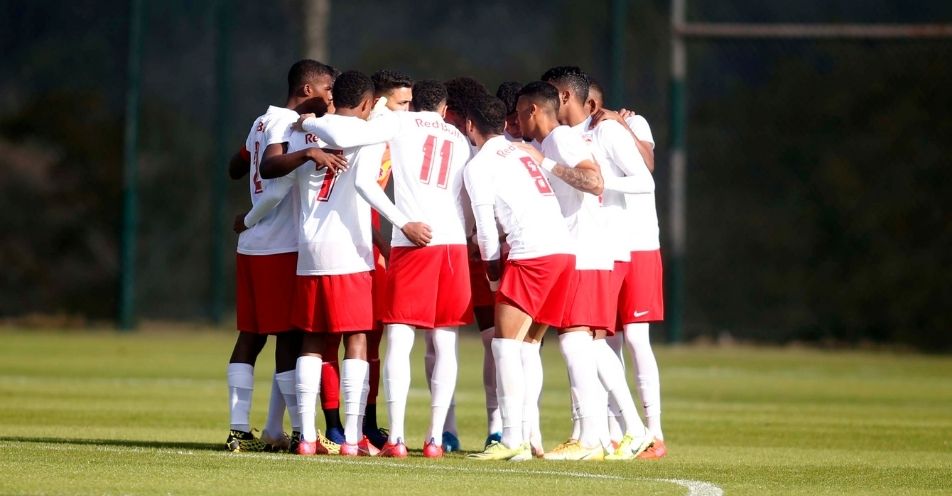 Bragantino Aspirantes vence e entra no G4