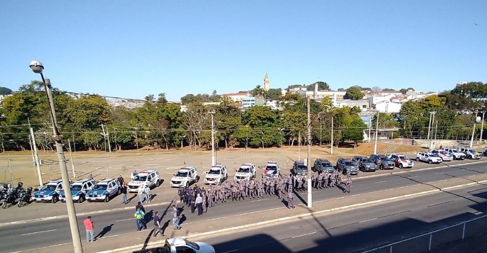 PM prende três procurados da Justiça em Bragança Paulista