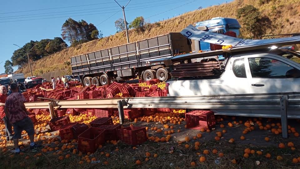 Acidente em Vargem causa congestionamento sentindo Bragança