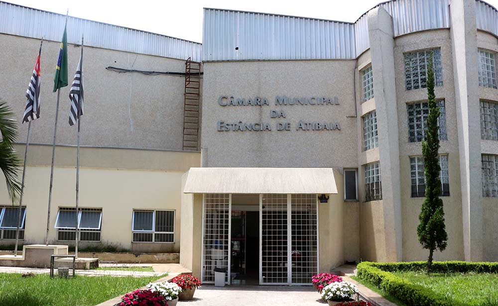 COVID-19: Câmara de Atibaia suspende sessão e fecha prédio até dia 6