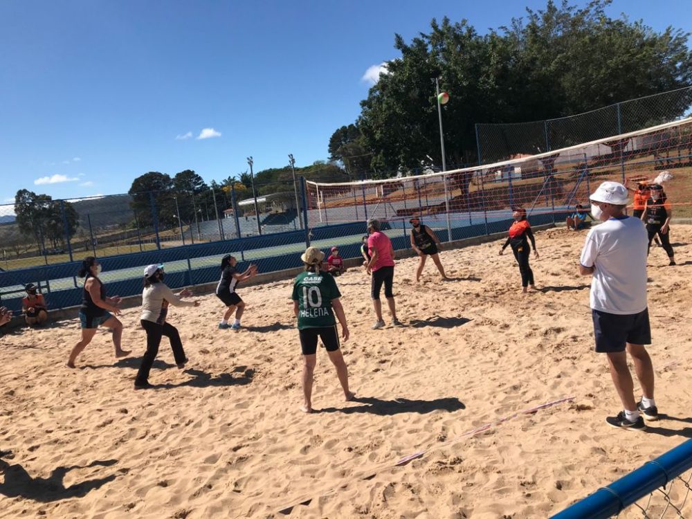 Aulas de Vôlei de Areia são retomadas em Bragança Paulista