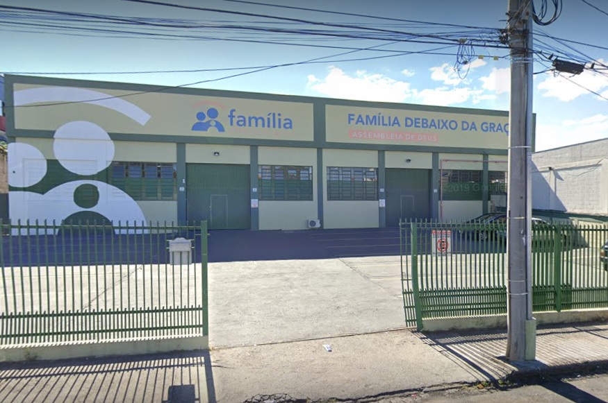 Ladrão cai do telhado de igreja em Bragança Paulista e está inconsciente