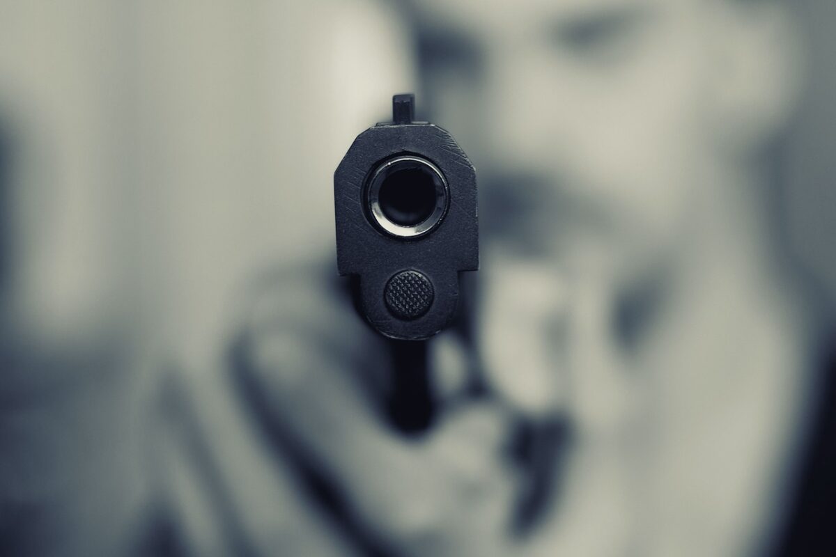 Homem é preso ao tentar roubar comércios em Bragança Paulista