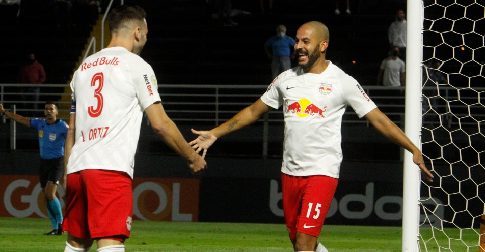 Red Bull Bragantino vence Sport por 3 a 0 e volta para o G4