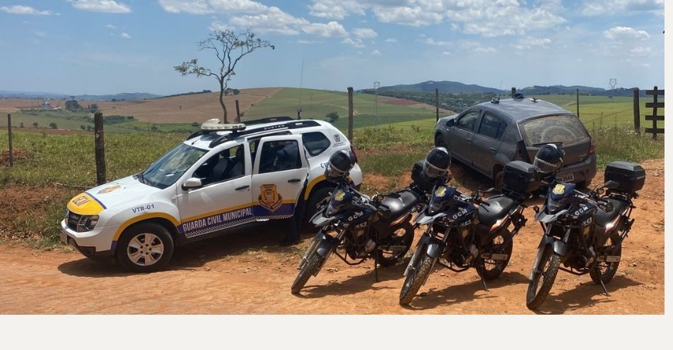 Guarda Municipal recupera veículo furtado e um é preso por receptação
