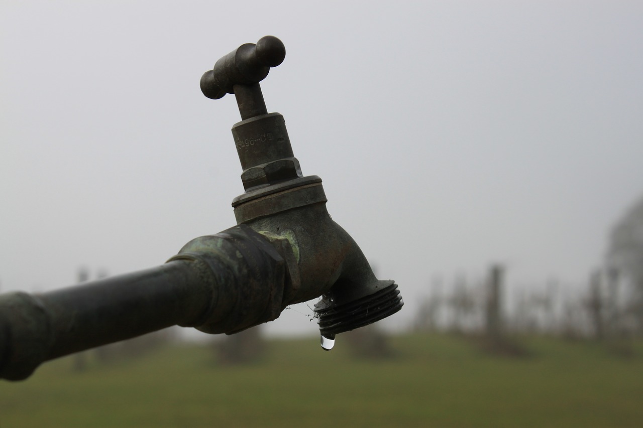 Limpeza de reservatório deixará parte dos moradores de Nazaré sem água
