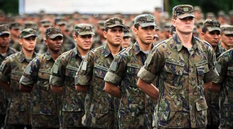 Serviço Militar: Jovens passam pela Comissão de Seleção do Exército  Brasileiro em Toledo
