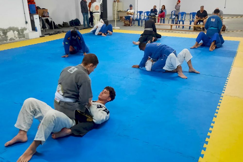 Bragança Paulista oferece aulas grátis de Jiu-Jitsu e Muay Thai