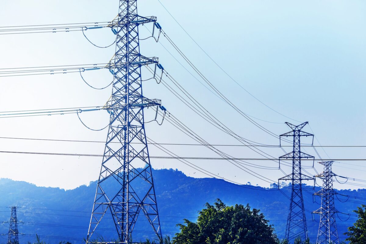 Conta de luz deve ficar 20% mais barata com fim da escassez hídrica