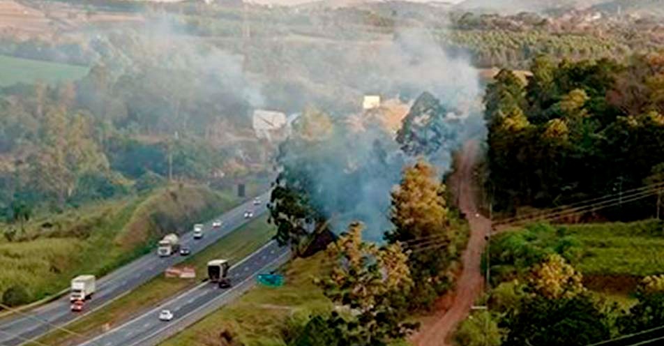 Alerta: queimadas são registradas nas margens de rodovia