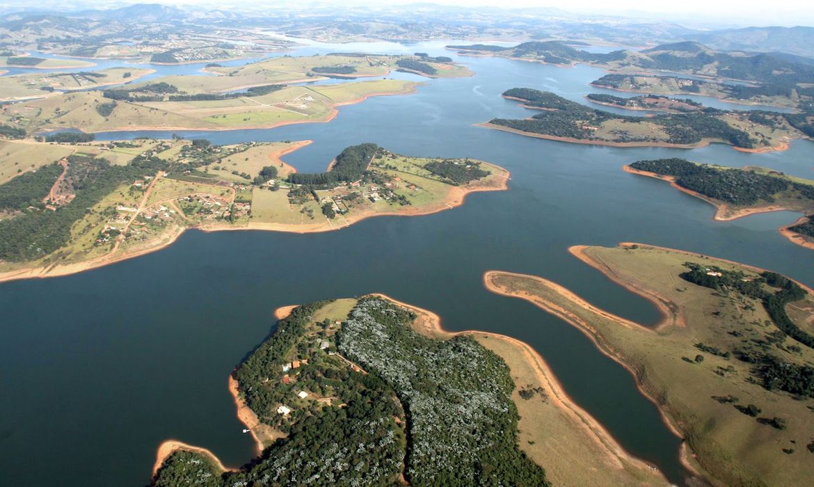 Em alerta: Sistema Cantareira está com 39,5% da capacidade