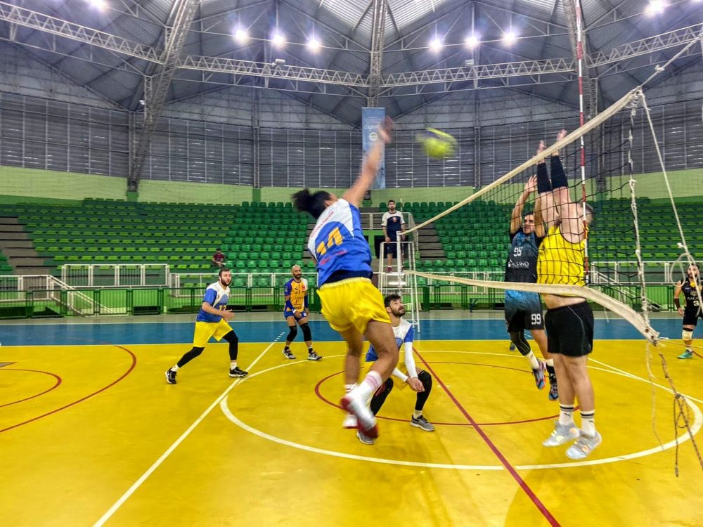 Equipe de vôlei feminino de Bragança Paulista participa da XXII Copa  Itatiba Regional de Voleibol - Prefeitura de Bragança Paulista