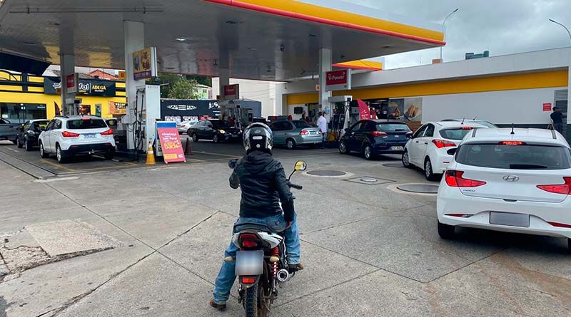Bragança Paulista registra falta de combustível