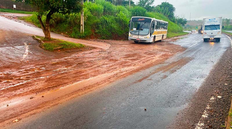 DER notifica Prefeitura de Bragança por lama na Bragança/Itatiba