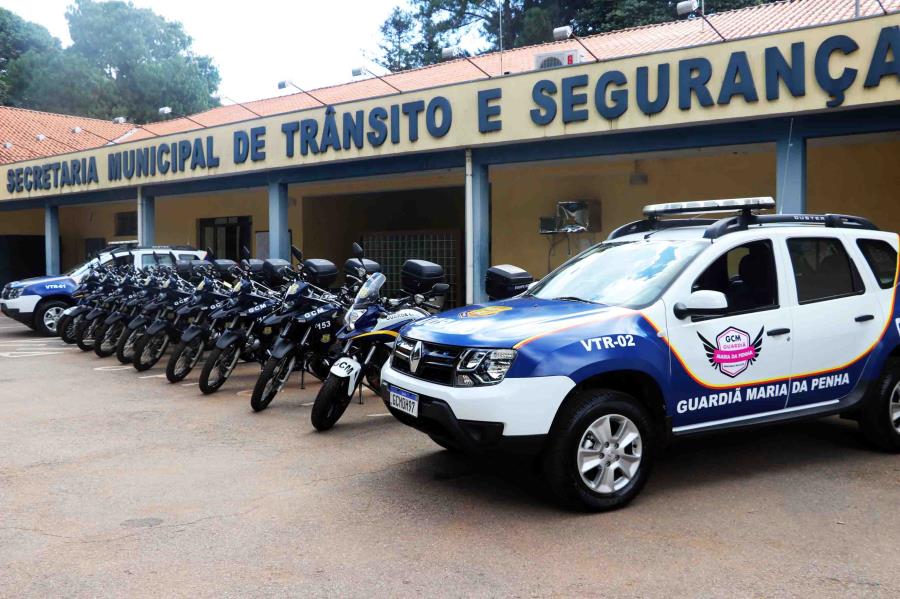 Jovem é preso após ameaçar a mulher e quebrar objetos da casa