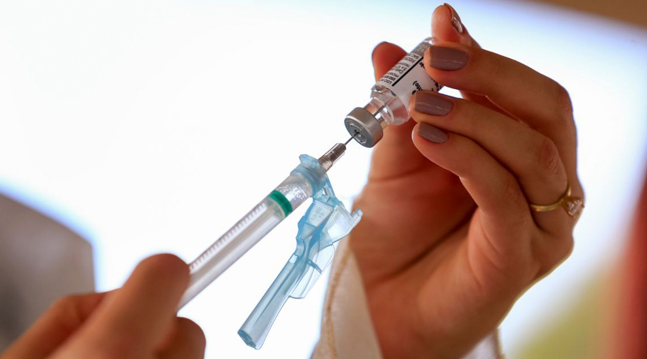 Confira o cronograma de vacinação contra a COVID desta semana