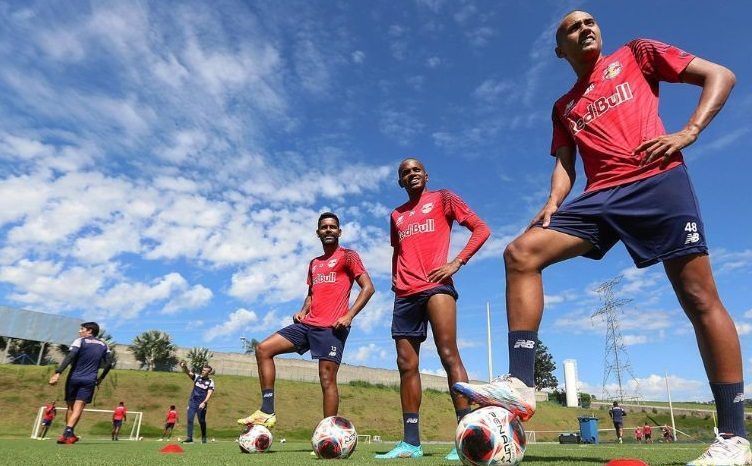 Bragantino se prepara para enfrentar Água Santa na quarta