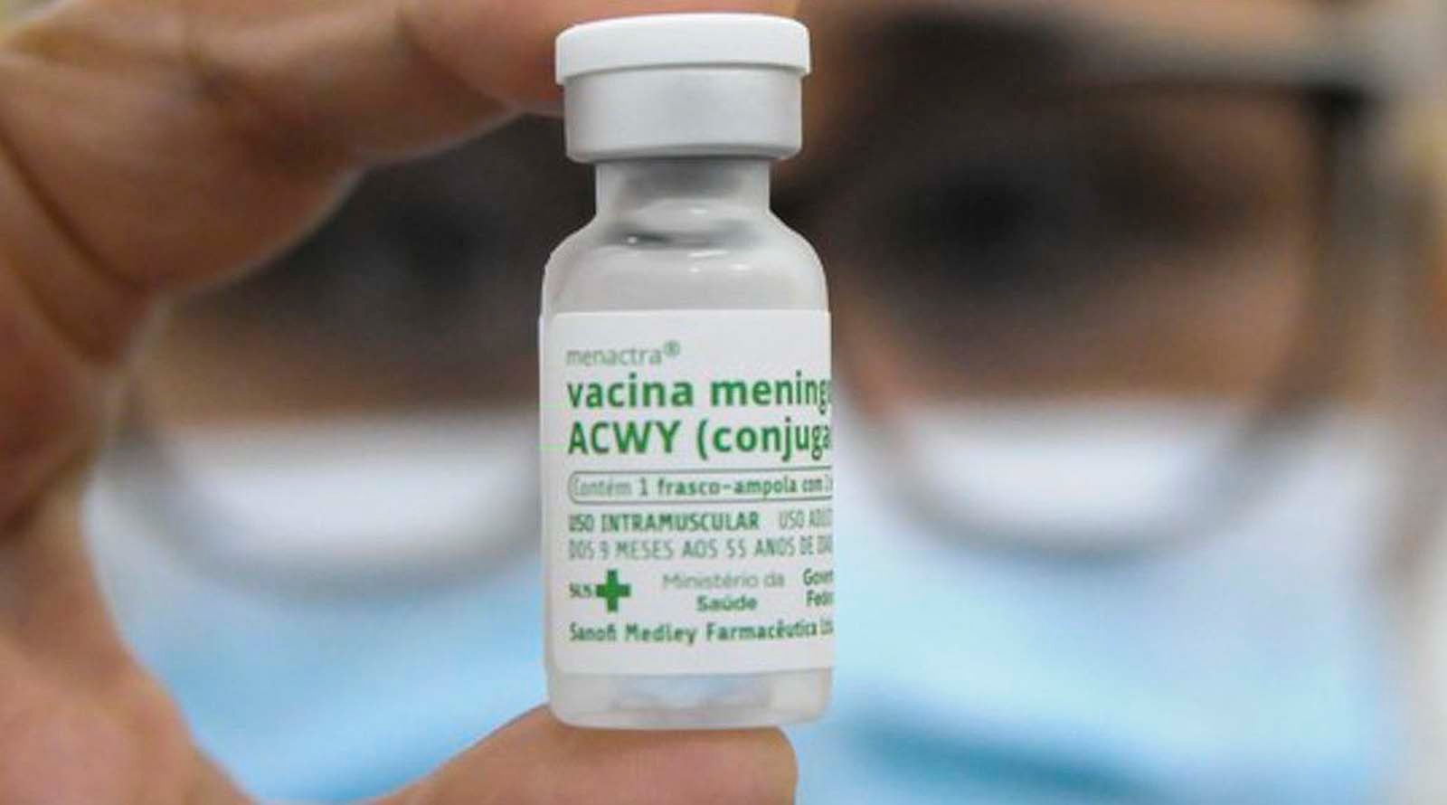 DIVE amplia vacinação da meningite para profissionais de saúde