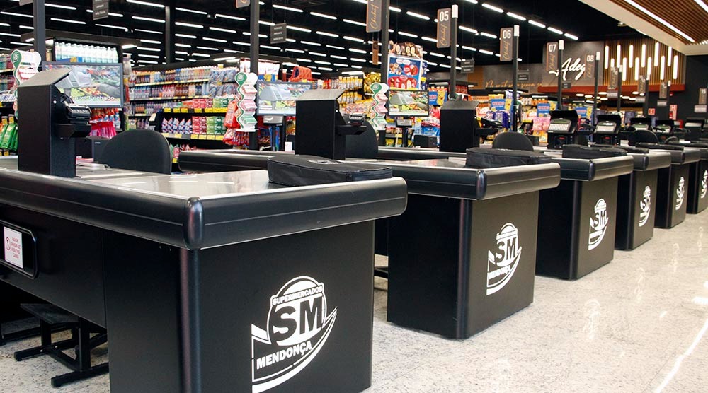 Supermercados Mendonça contrata em 8 áreas
