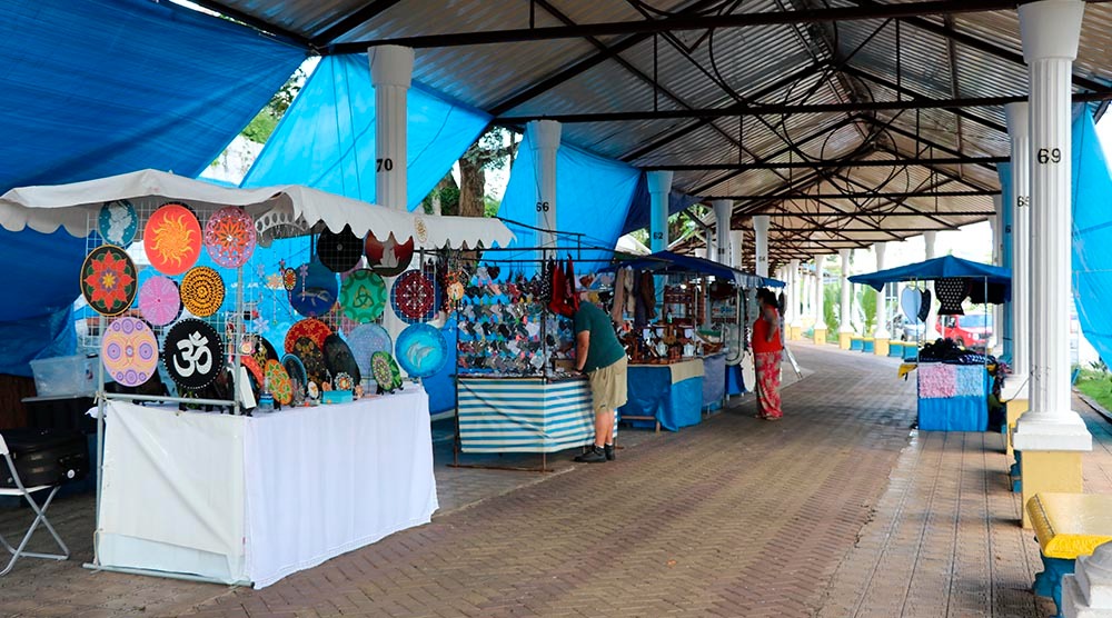 Feira de artesanato do Dia dos Namorados acontece no Lago