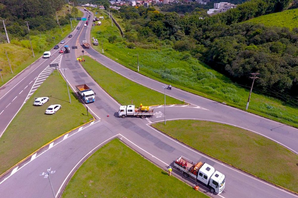 Idoso é atropelado por caminhão na Bragança/Itatiba e morre