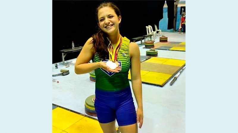 Jovem bragantina ganha 3 bronzes no Sul-Americano