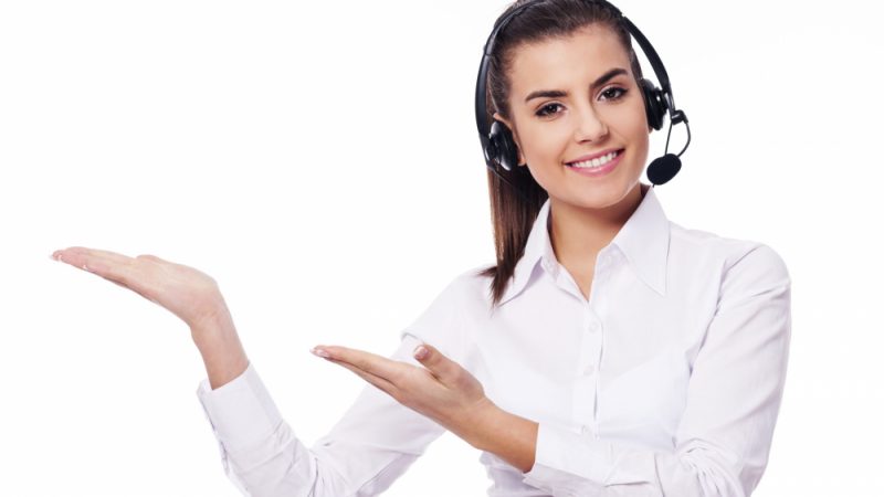 Clínica contrata funcionários para telemarketing e vendas