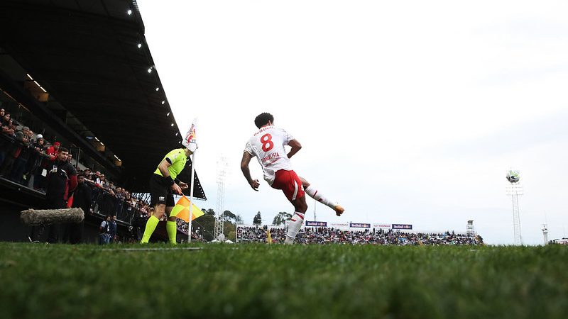 Bragantino recebe o Vasco nesta segunda em Bragança