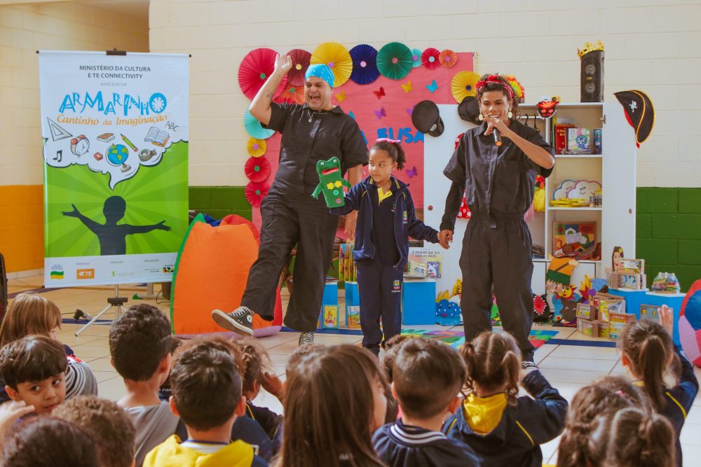 Projeto “Armarinho, Cantinho da Imaginação” realizou oficinas de artes cênicas para crianças de Bragança Paulista