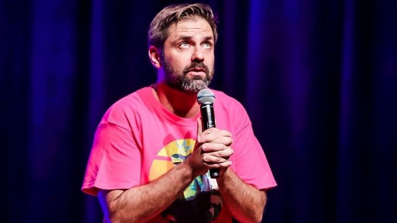 Fábio Rabin apresenta stand up dia 19 em Bragança Paulistao