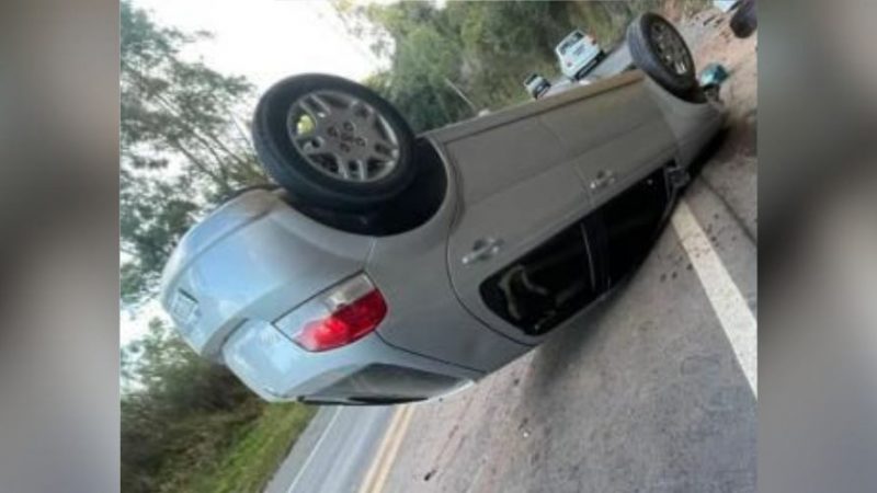 Mulher morre ao capotar veículo na Bragança/Socorro