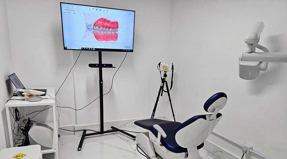 Ampliada Clínica Odontológica de Alta Tecnologia da USF