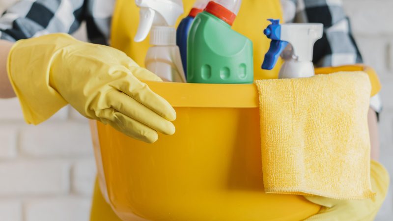 Indústria abre vaga para Auxiliar de Limpeza em Bragança