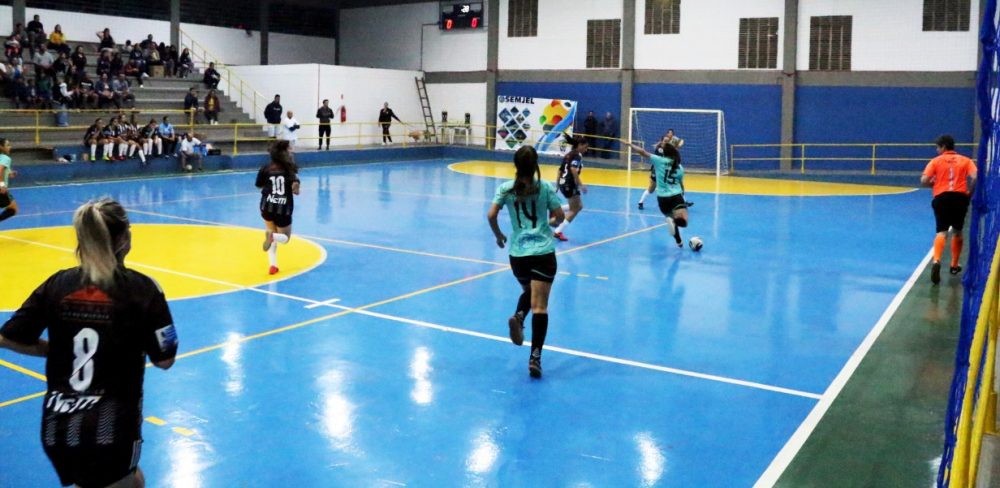 Campeonato de Futsal Feminino começa hoje em Bragança