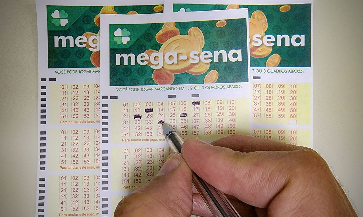 Mega-Sena acumula de novo e sábado sorteia R$ 90 milhões