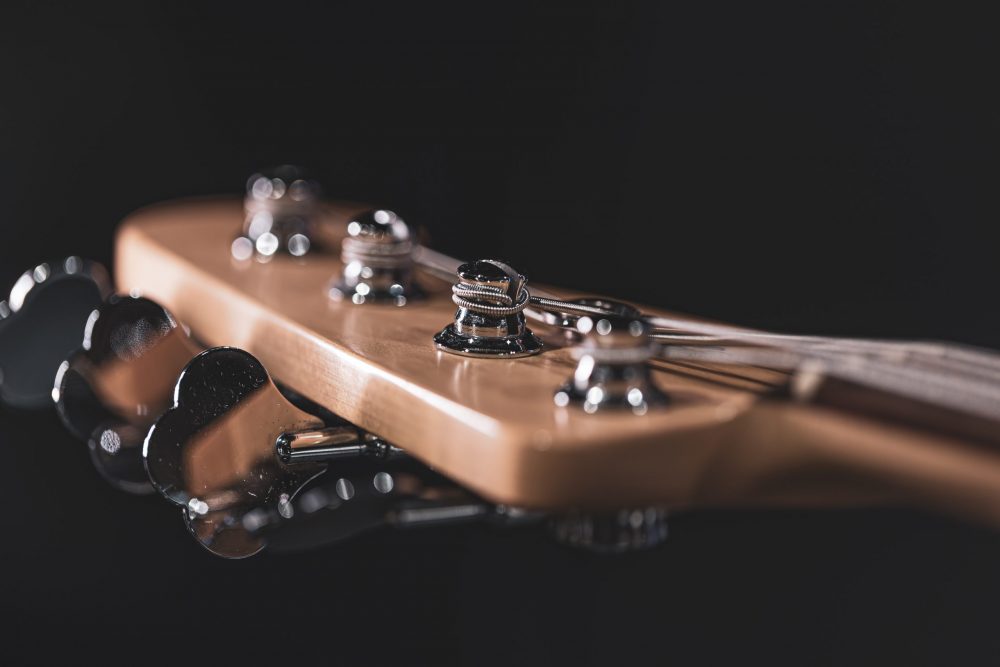 Bragança abre inscrições para aulas de violão e canto