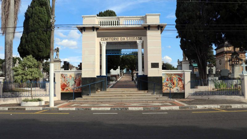Dia de Finados: cemitérios de Bragança realizam missas