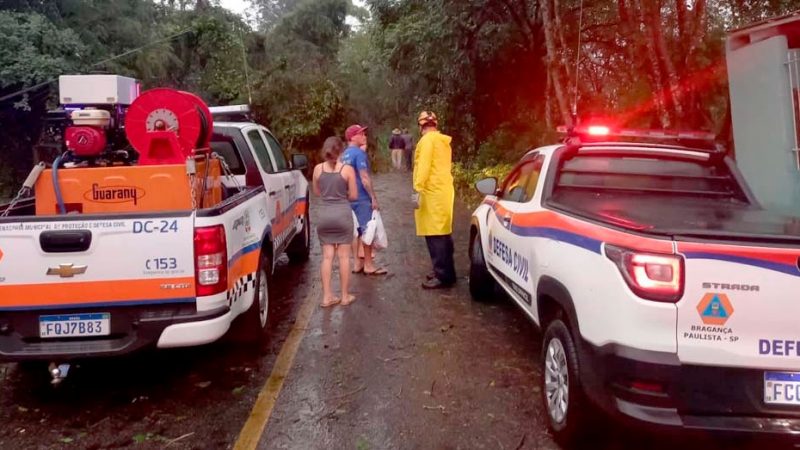 Mulher fica ferida durante temporal em Bragança Paulista