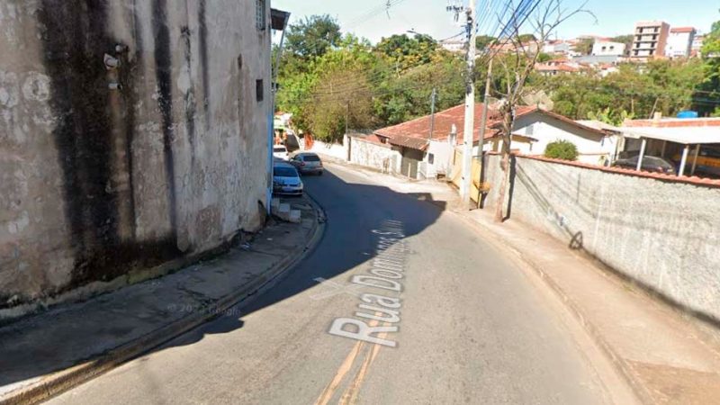 Obra da Sabesp interdita rua no Tanque do Moinho  ‌