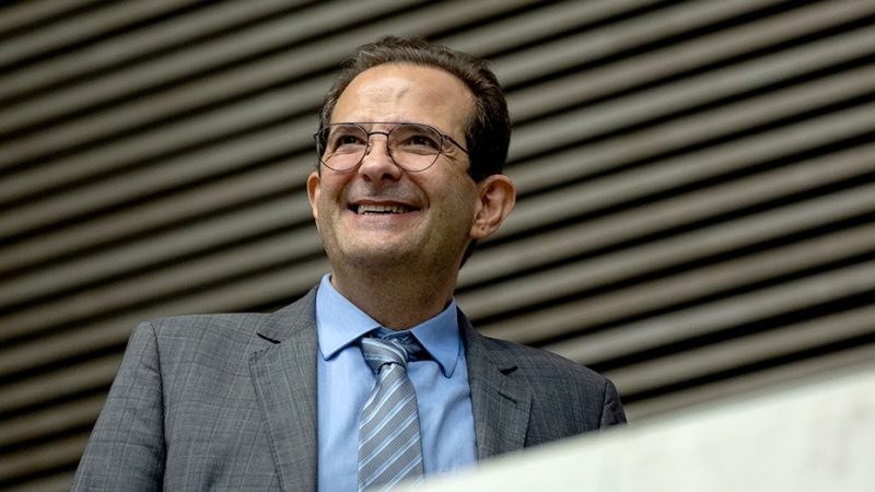Alesp aprova privatização da SABESP; Edmir Chedid vota sim