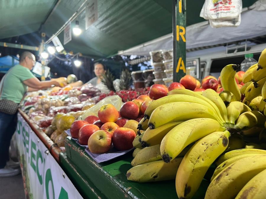 Gustavo Viola e Wiliam animam última Feira Noturna de 2023