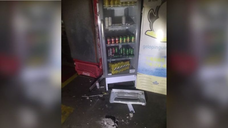 Homem é preso após furtar cervejas em posto de combustível